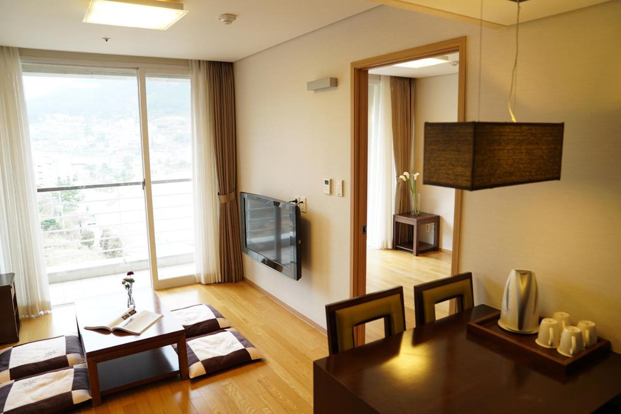Hotel Riviera Geoje Exterior foto