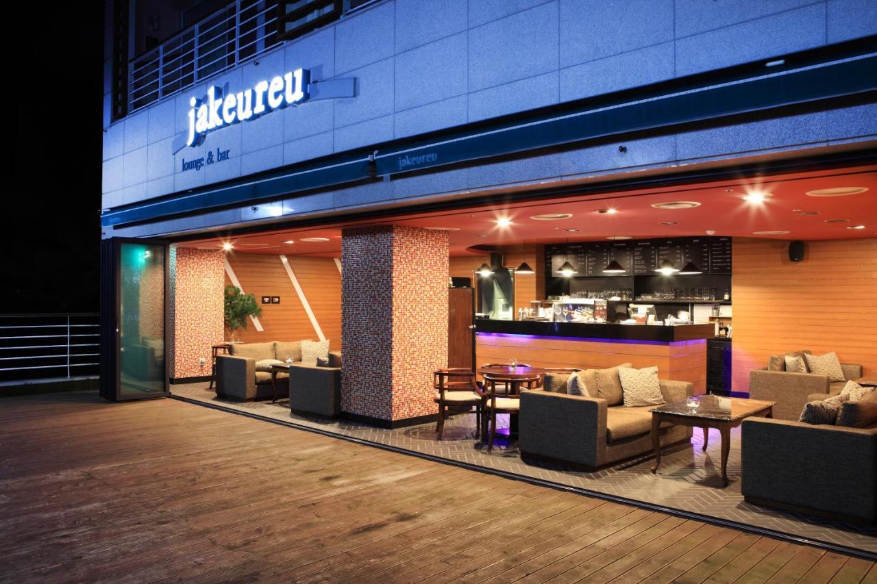 Hotel Riviera Geoje Exterior foto