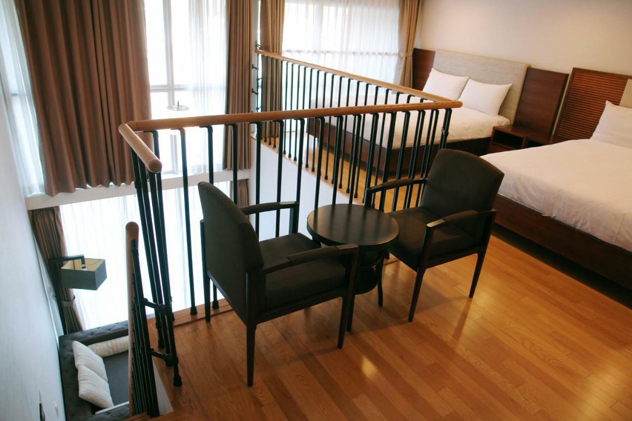 Hotel Riviera Geoje Exterior foto